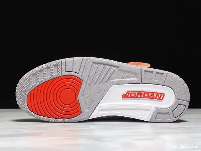 Cheap Hall Air 136064-116 Jordan of Retro Fame 3 0522